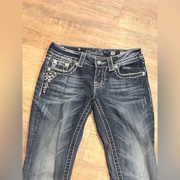 Miss Me Premium Embellished Jeans Size 26 - Picture 3 of 13